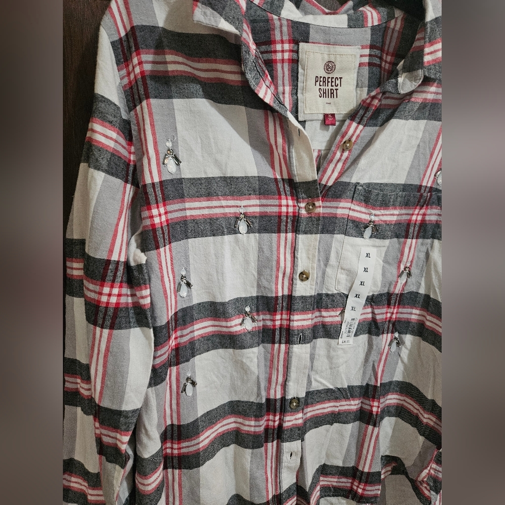 SO Plaid Button-Down Shirt in Red, Black, and White - Picture 2 of 12